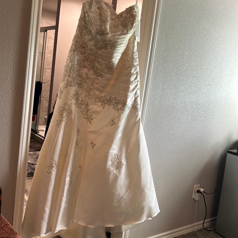 Wedding Dress from David’s Bridal Sz 18W Off White